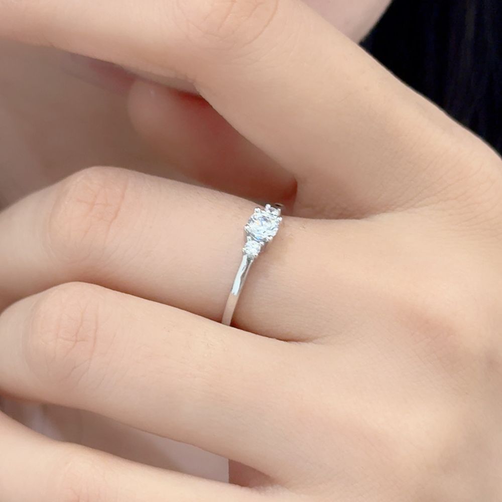 Anillo Aurora Plata Italiana con Moissanita