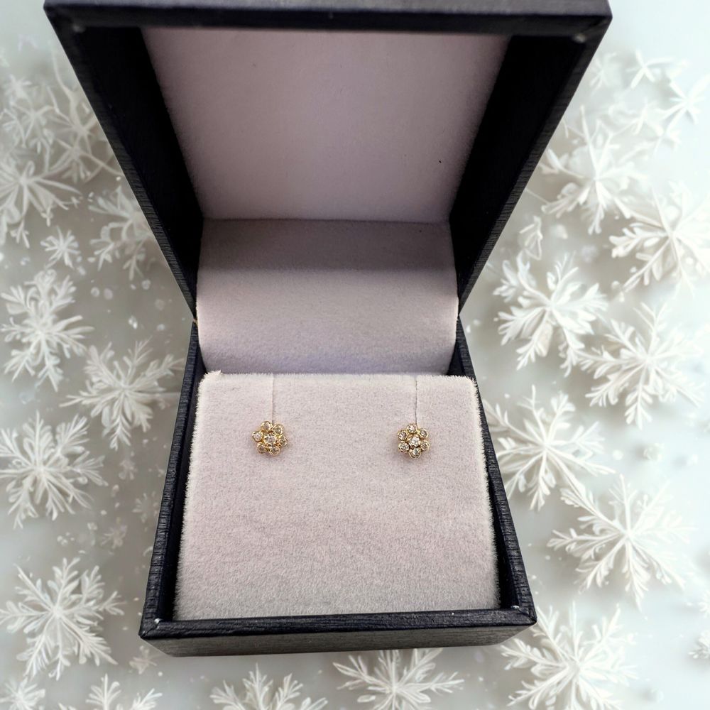 Aros Niña Florecita Oro 14K 5mm