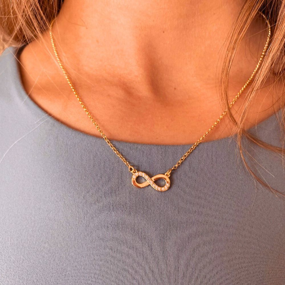 Collar Infinity Oro Laminado